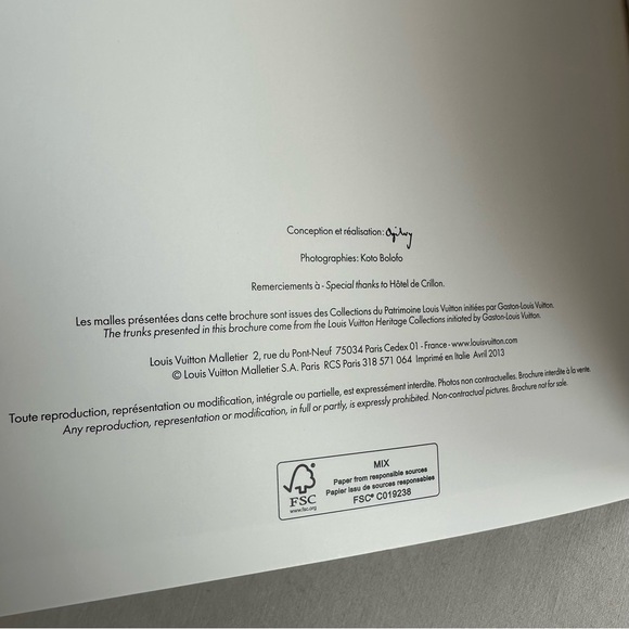 Authentic Louis Vuitton 2013-2014 Shoe Collection Book - Picture 8 of 11
